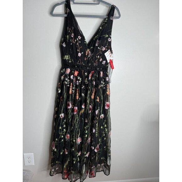 Mac Duggal V-Neck Floral Midi Dress Size 4 NEW Black Colorful Garden Embroidered - Picture 3 of 6